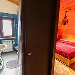 Lägenhet Posto Di Montagna - Elegante Di 3 Nella Quiete Della Natura, Arredato In Vero Stile Casa Di Montagna, Free Wifi - Netflix, Disney, Dazn, Prime Video, Infinity