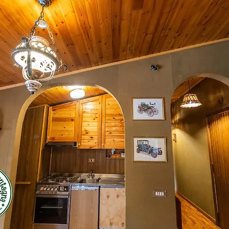Daire Posto Di Montagna - Elegante Di 3 Nella Quiete Della Natura, Arredato In Vero Stile Casa Di Montagna, Free Wifi - Netflix, Disney, Dazn, Prime Video, Infinity Camigliatello Silano
