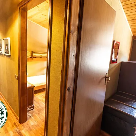 Posto Di Montagna - Elegante Di 3 Nella Quiete Della Natura, Arredato In Vero Stile Casa Di Montagna, Free Wifi - Netflix, Disney, Dazn, Prime Video, Infinity Camigliatello Silano