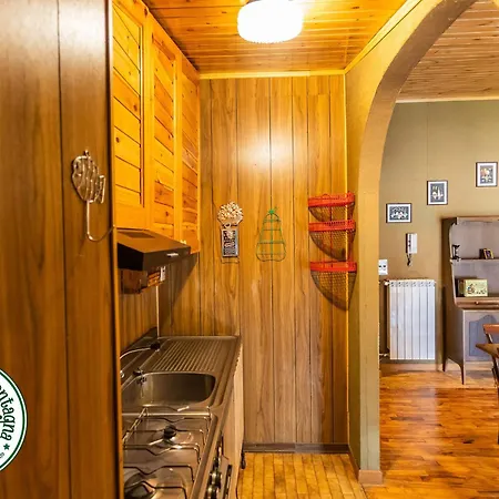 Posto Di Montagna - Elegante Di 3 Nella Quiete Della Natura, Arredato In Vero Stile Casa Di Montagna, Free Wifi - Netflix, Disney, Dazn, Prime Video, Infinity Camigliatello Silano