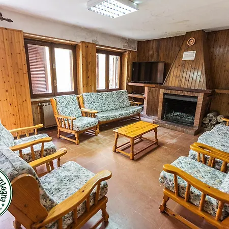 Posto Di Montagna - Elegante Di 3 Nella Quiete Della Natura, Arredato In Vero Stile Casa Di Montagna, Free Wifi - Netflix, Disney, Dazn, Prime Video, Infinity Daire